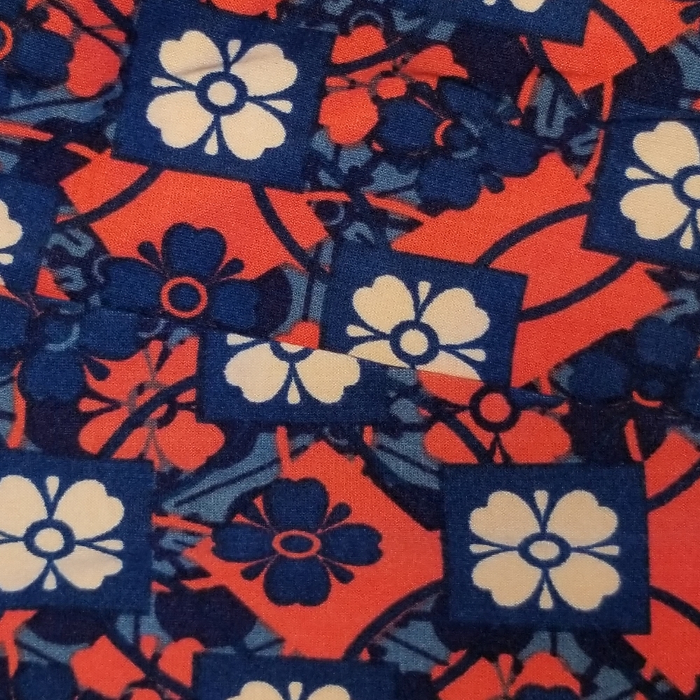Like new Lularoe OS Leggings - Smoke free home